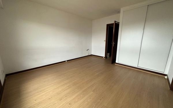 Appartement à louer    1 pièce •  Sceaux