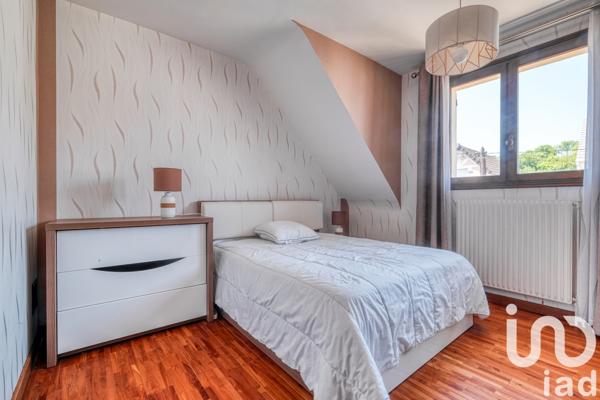 Maison à vendre 5 pièces 82 m² Vaujours