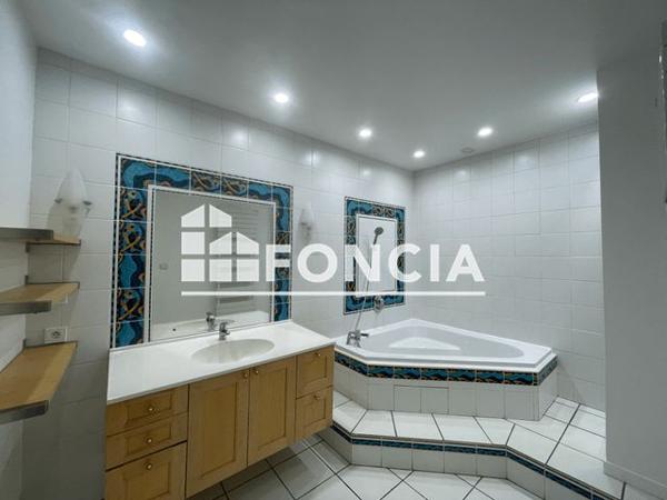 Location Maison 6 pièces 174.22 m² - 2 RUE DU MOULIN Tournes 08090