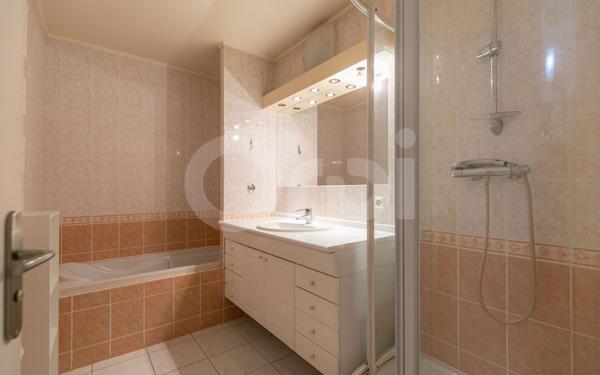 Appartement à vendre    4 pièces • 87,68 m2 Chelles