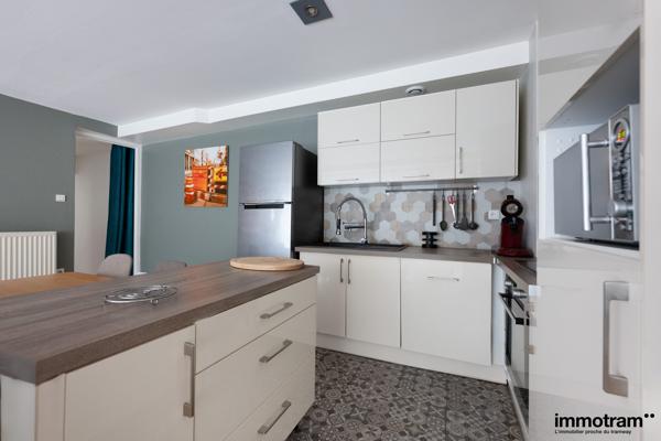 Vente Appartement 53m 2 - 1 chambre(s) - Lille, Gare Lille Flandres • Réf. VA26812