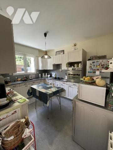 Maison  à LARMOR PLAGE à proximité du bourg et de la plage 