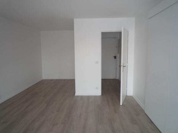 Appartement ERMONT - 1 pièce - 39.25 m²