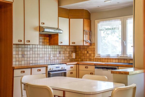 TOURS NORD – QUARTIER DES DOUETS – MAISON FAMILIALE 5 CHAMBRES AVEC GARAGE