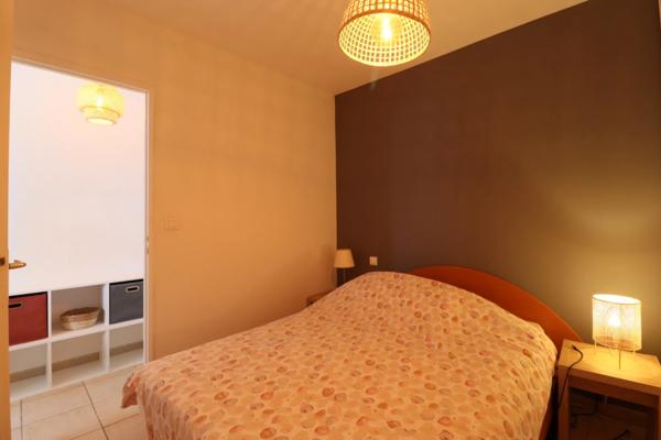 Très beau T2, vue mer et montagne en Corse du Sud (20)