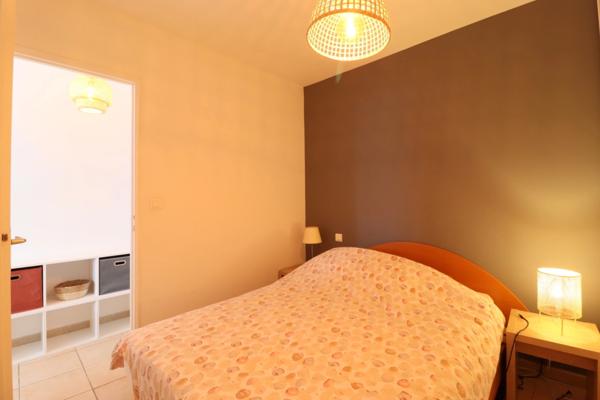 Très beau T2, vue mer et montagne en Corse du Sud (20)