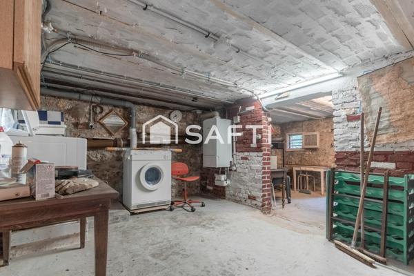 Bien placée près de la gare et des commerces