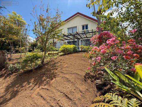 Maison à vendre à Le Tampon à la Réunion (97430), ref : 97410-1087558