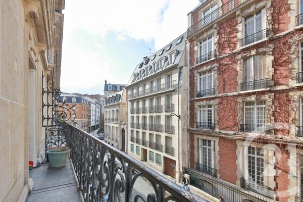 Appartement F4 à vendre  4 pièces - 69,68 m2 PARIS - 75016