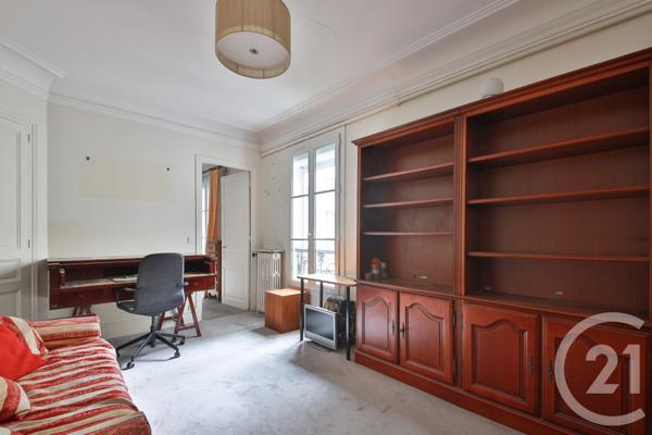 Appartement F4 à vendre  4 pièces - 69,68 m2 PARIS - 75016