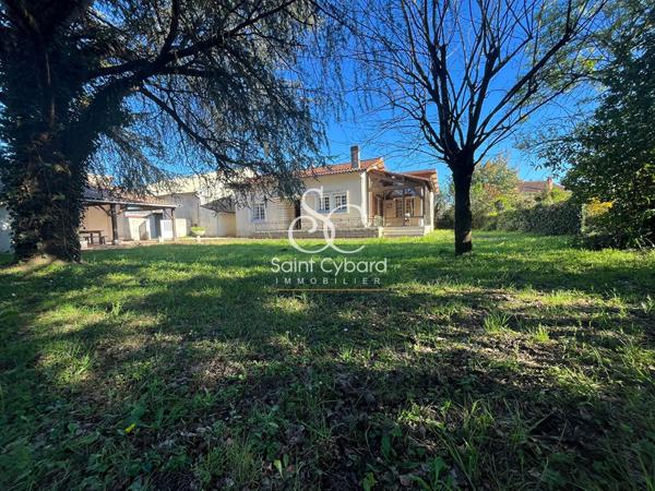 Saint Yrieix plain pied 4 pièce(s) 130 m2 environ