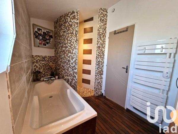 Maison à vendre 7 pièces 145 m² Vairé