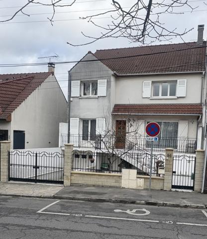 Maison d'habitation 8 pièces 154 m²