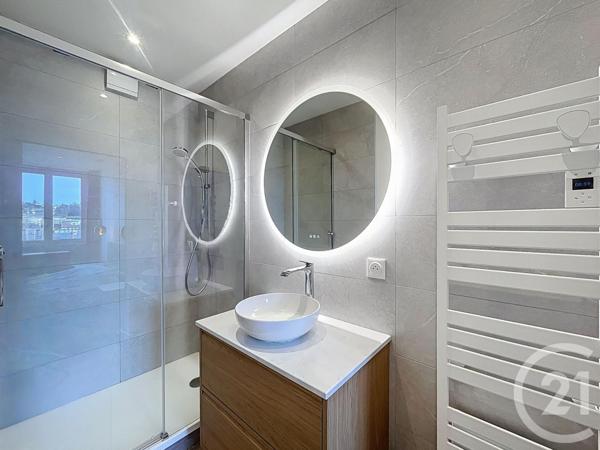 Appartement T3 à vendre  3 pièces - 69 m2 LE PUY EN VELAY - 43