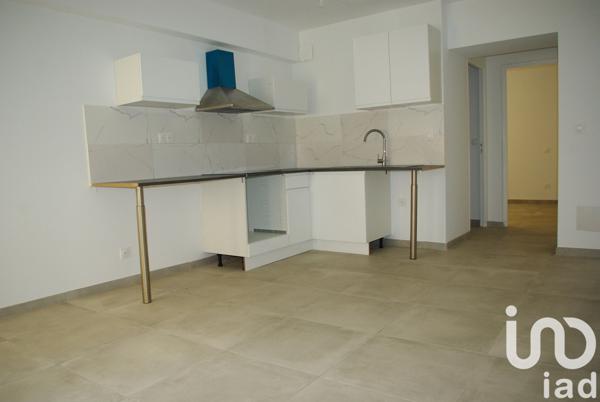 Appartement 2 pièces de 42 m² à Mèze (34140)