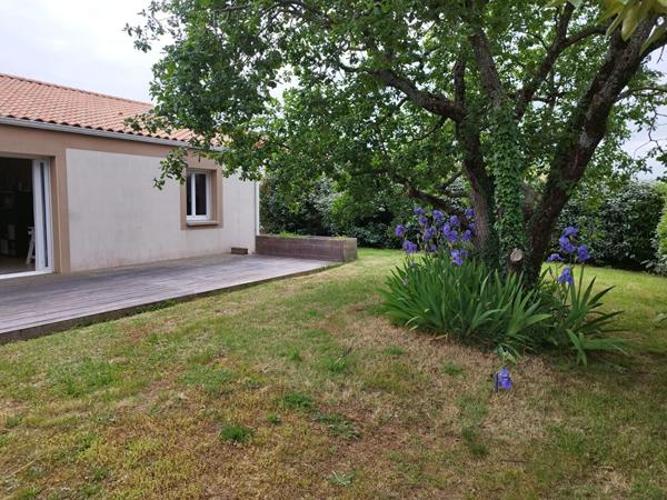 Maison Les Sables D Olonne bourg Château 73 m² hab 2 chambres jardin garage