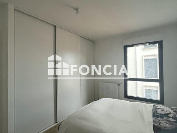 Location Appartement 2 pièces 46.9 m² - 20-26 RUE DU COMMERCE Bordeaux 33800