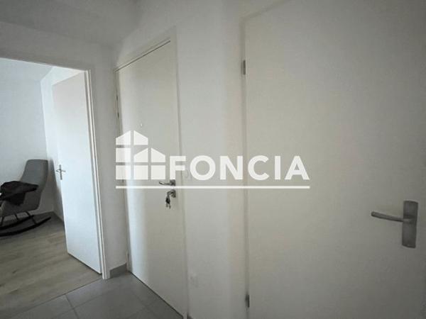 Location Appartement 2 pièces 46.9 m² - 20-26 RUE DU COMMERCE Bordeaux 33800