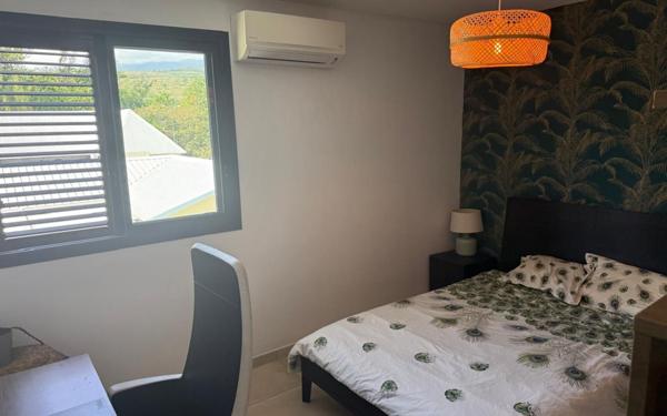 Maison à vendre    7 pièces •  Saint-Paul