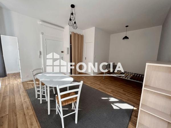 Location Studio 28.24 m² - 12 RUE DE L'OULMET Albi 81000