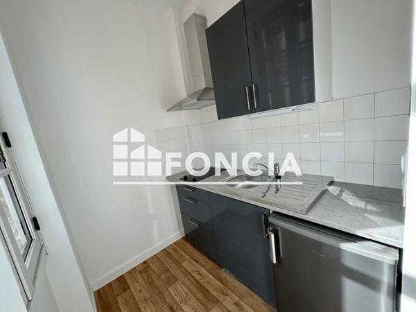 Location Studio 28.24 m² - 12 RUE DE L'OULMET Albi 81000