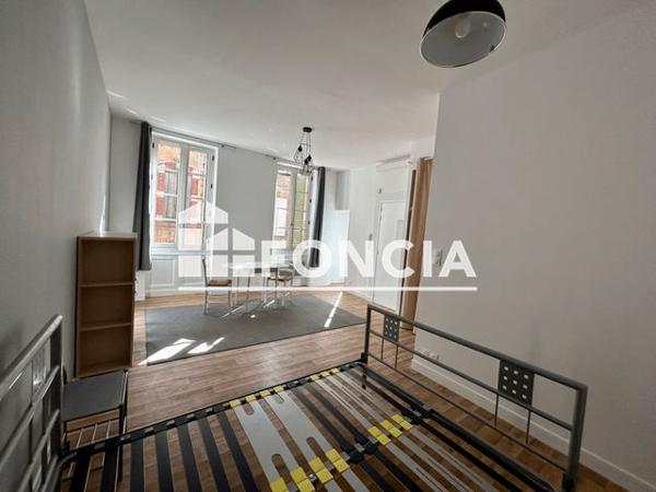 Location Studio 28.24 m² - 12 RUE DE L'OULMET Albi 81000