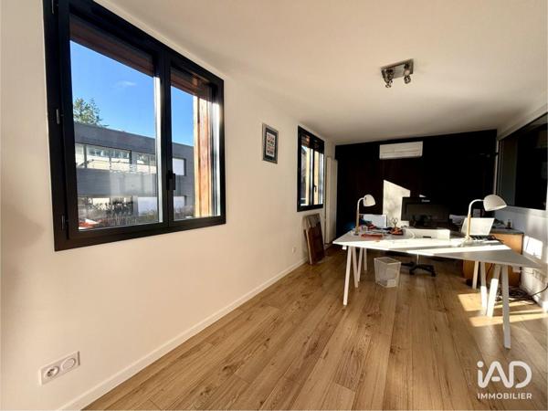 Location bureaux 18 m² Champagne-au-Mont-d'Or