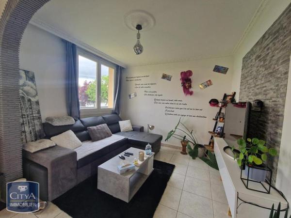 Appartement à louer 2 pièces 61.48m²