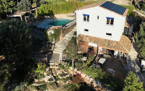 Maison à vendre    5 pièces •  Pourrières