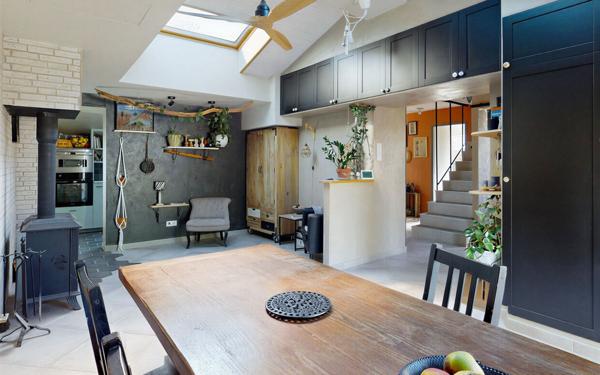 Maison à vendre    5 pièces •  Pourrières