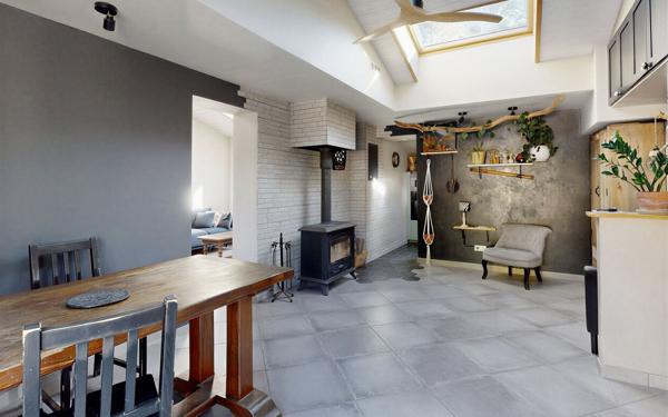 Maison à vendre    5 pièces •  Pourrières