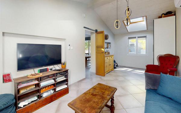 Maison à vendre    5 pièces •  Pourrières