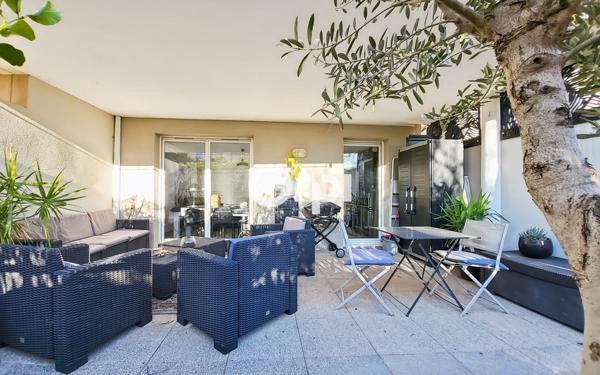 Appartement à vendre    3 pièces • 64,77 m2 Marseille 13