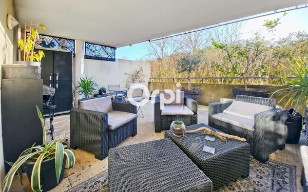 Appartement à vendre    3 pièces • 64,77 m2 Marseille 13