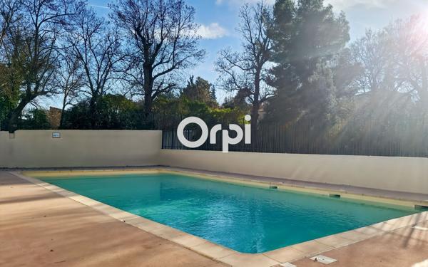 Appartement à vendre    3 pièces • 64,77 m2 Marseille 13