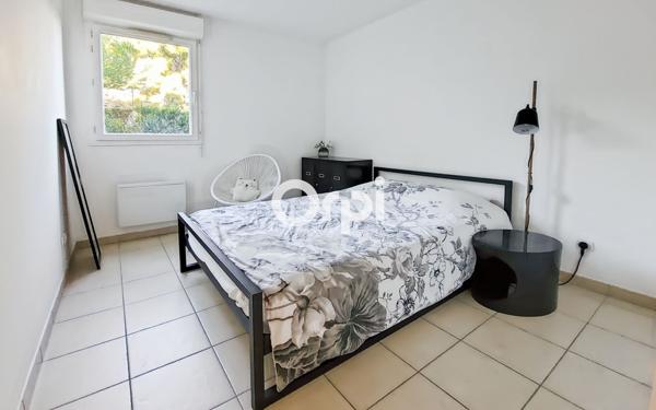 Appartement à vendre    3 pièces • 64,77 m2 Marseille 13