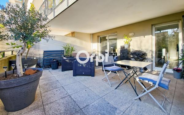 Appartement à vendre    3 pièces • 64,77 m2 Marseille 13