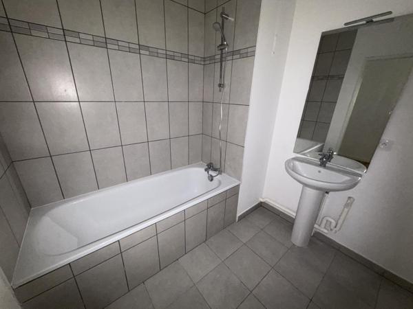 Location Appartement 3 pièces 66.9 m² - Rambouillet 78120