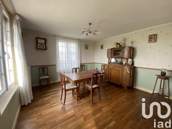 Maison traditionnelle 4 pièces de 84 m² à Angerville-la-Campagne (27930)