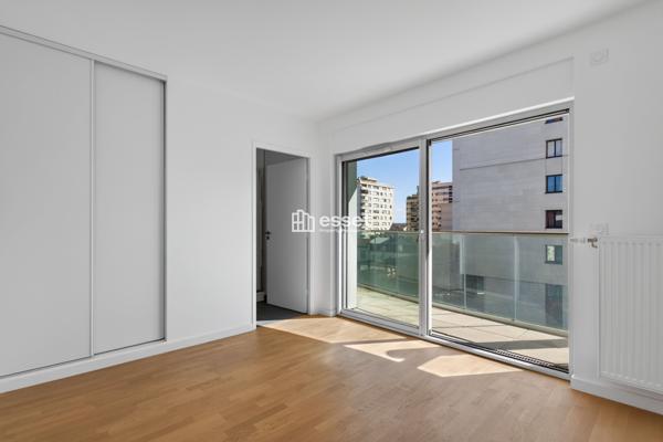 Location Appartement 5 pièces 103.9 m² - Suresnes 92150