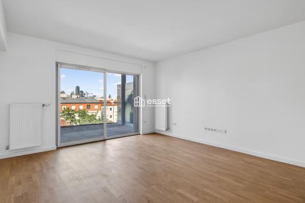 Location Appartement 5 pièces 103.9 m² - Suresnes 92150