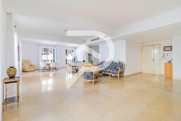Appartement 5 pièces 180 m2