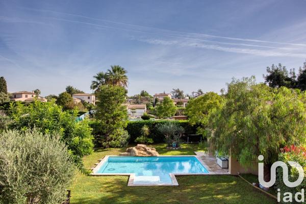 Maison à vendre 5 pièces 240 m² Antibes