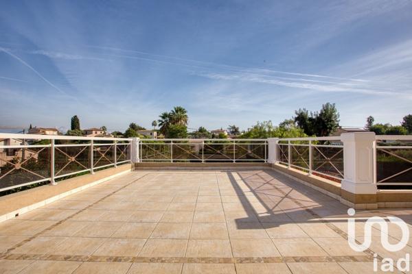 Maison à vendre 5 pièces 240 m² Antibes