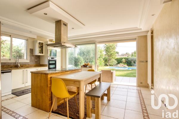 Maison à vendre 5 pièces 240 m² Antibes