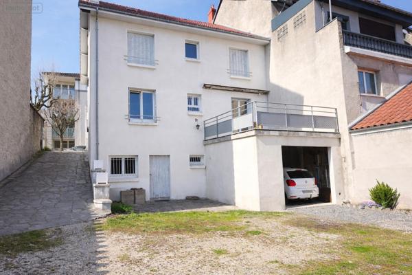 Maison à vendre à Aurillac dans le Cantal (15000), ref : 059-2054