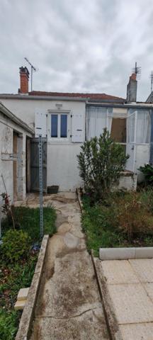Maison à SAINTES, 17100 - 3 pièces 64m²
