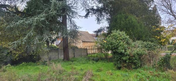 Beau terrain constructible, secteur calme