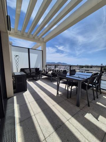 T4 88m2 +Terrasse de 20M2 et Double Box 35m2 10ème