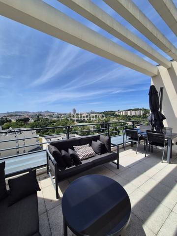T4 88m2 +Terrasse de 20M2 et Double Box 35m2 10ème